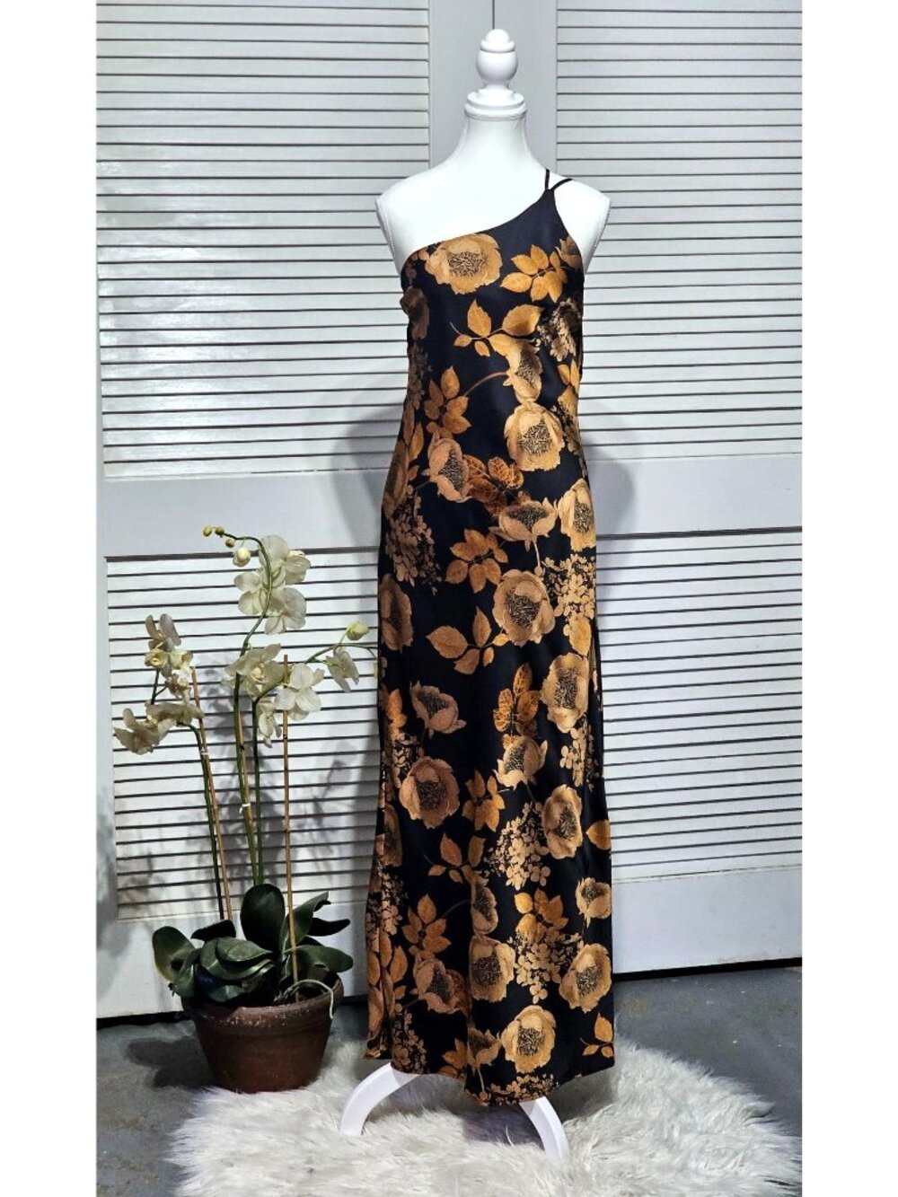Inmood Women's Floral Black Gold Satin One-Shoulder Maxi Dress Size L 3684